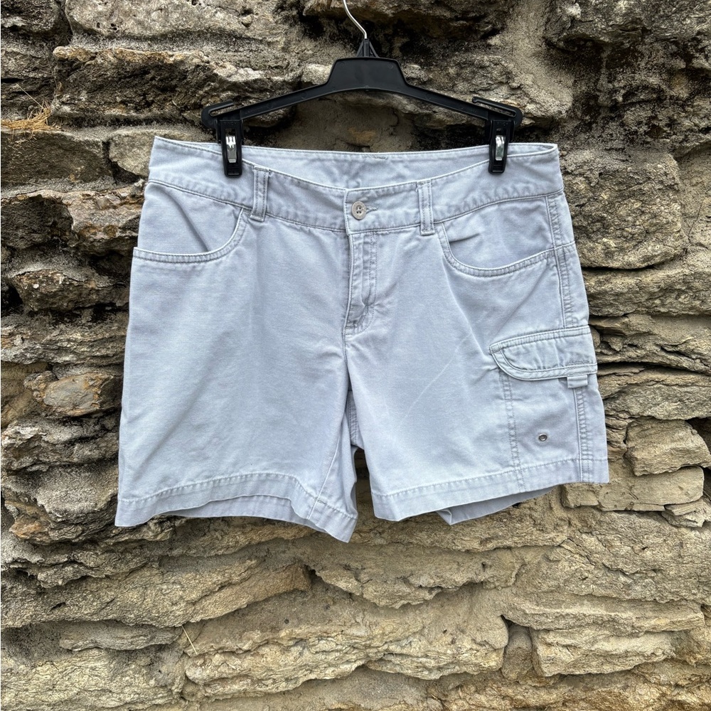 The North Face Women's Light Blue Cargo Shorts size 6